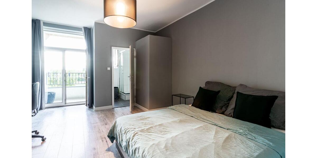 Etagenwohnung Düsseldorf Düsseltal - 3 Zimmer, 100 m&sup2;, 1.800&euro; | Angebot:24979256