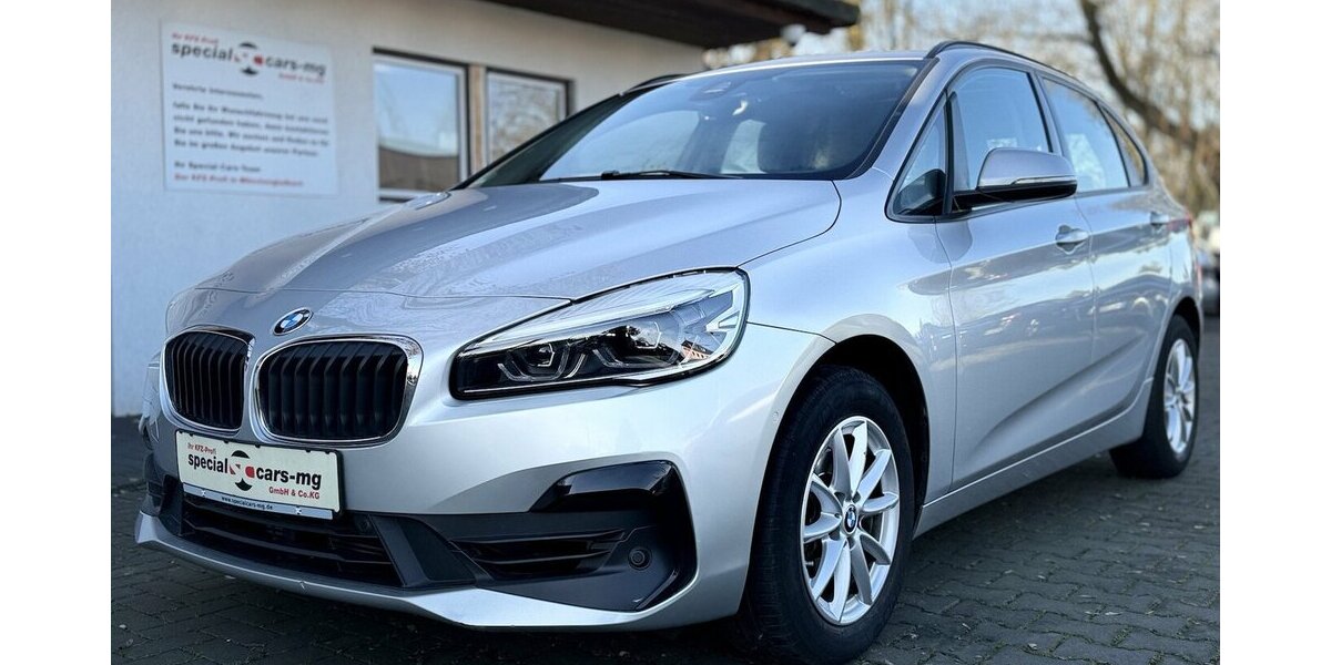 BMW 218 Active Tourer Automatik / PANO / LED / 1.Hd 65.000 km 15.900 &euro; Mönchengladbach 41066