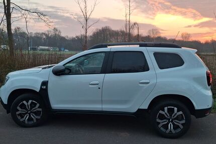 Dacia Duster 48.000 km 20.000 &euro; Mönchengladbach 41061