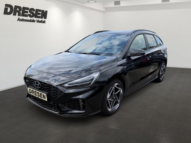 Hyundai i30 7.237 km 24.450 &euro; Neuss 41464