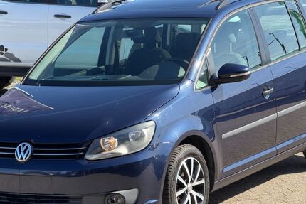 VW Touran 281.575 km 3.490 &euro; Hückelhoven 41836