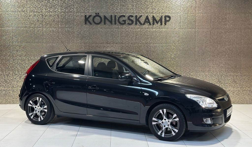 Hyundai i30 123.770 km 5.690 &euro; Jülich 52428
