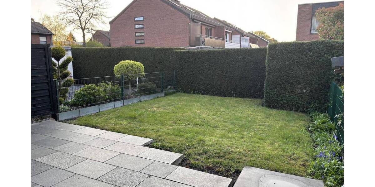 Reihenmittelhaus Krefeld Inrath/Kliedbruch - 4 Zimmer, 112 m&sup2;, 345.000&euro; | Angebot:26205404