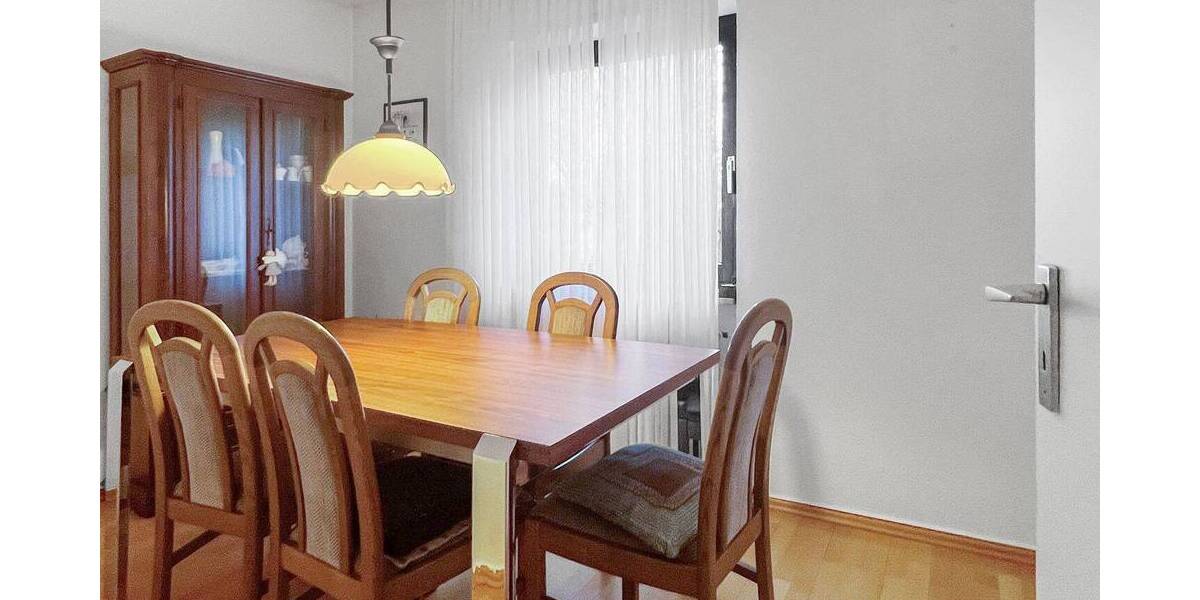 Mehrfamilienhaus, Wohnhaus Neuss Selikum - 7 Zimmer, 211 m&sup2;, 650.000&euro; | Angebot:25938942