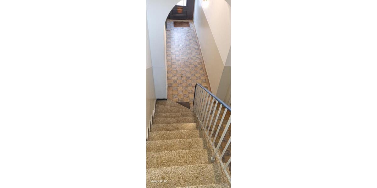 Etagenwohnung Krefeld - 2 Zimmer, 51 m&sup2;, 420&euro; | Angebot:25869922