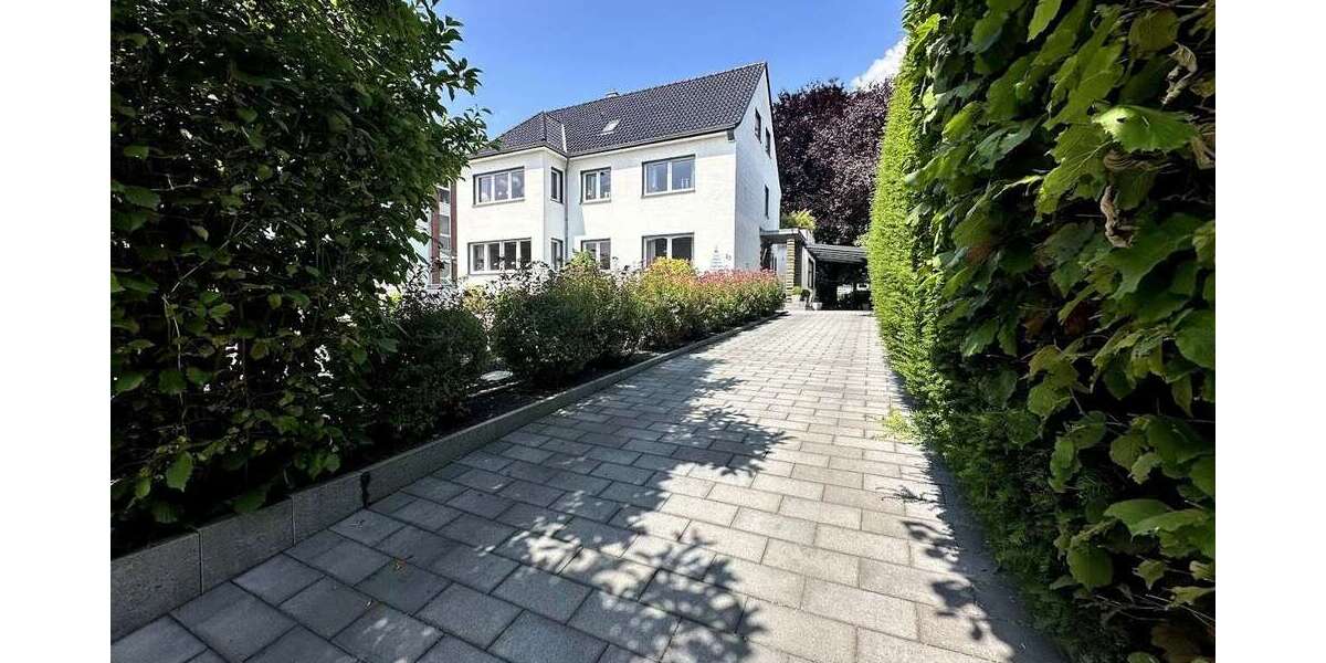 Einfamilienhaus Hückelhoven - 9 Zimmer, 279 m&sup2;, 769.000&euro; | Angebot:22523261