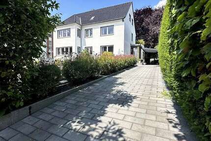 Haus Hückelhoven - 9 Zimmer, 279 m&sup2;, 769.000&euro; | Angebot:22523261