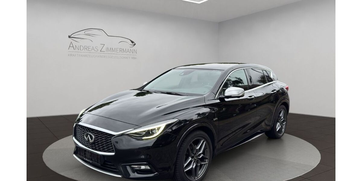 INFINITI Q30 85.284 km 18.900 &euro; Kaarst 41564