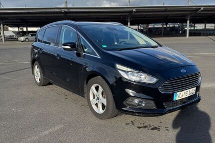 Ford S-Max 144.700 km 14.750 &euro; Neuss 41466