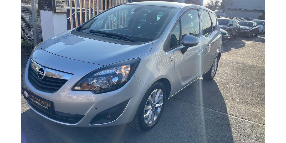 Opel Meriva 86.319 km 9.490 &euro; Düsseldorf 40549