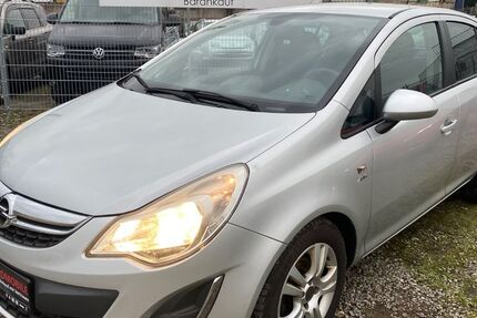 Opel Corsa 151.000 km 3.750 &euro; Düsseldorf 40231