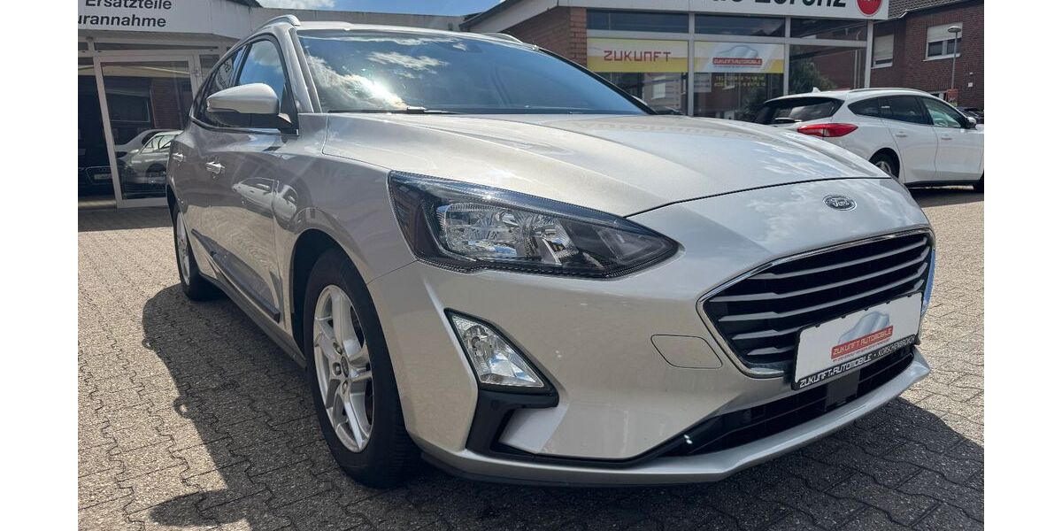 Ford Focus 122.460 km 9.800 &euro; Korschenbroich 41352