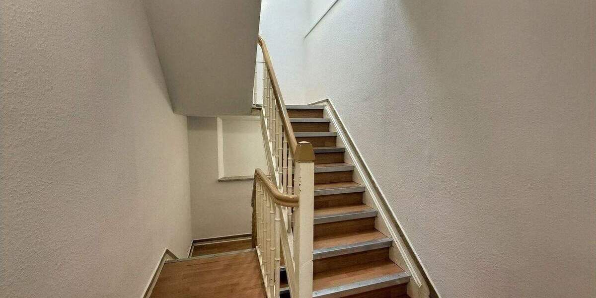 Mehrfamilienhaus, Wohnhaus Mönchengladbach Bettrath - 7 Zimmer, 188 m&sup2;, 320.000&euro; | Angebot:25685811