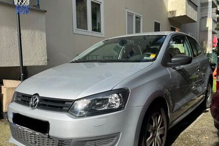VW Polo 96.000 km 5.250 &euro; düsseldorf 40219