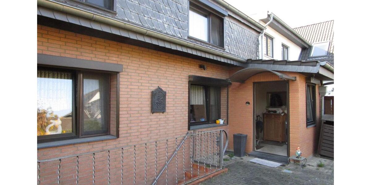 Einfamilienhaus Düsseldorf Stadtbezirk 5 - 6 Zimmer, 130 m&sup2;, 520.000&euro; | Angebot:26024434