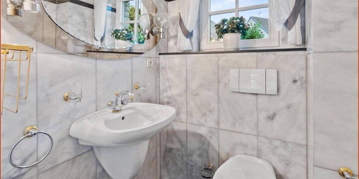 Doppelhaushälfte Düsseldorf Kalkum - 4 Zimmer, 183 m&sup2;, 975.000&euro; | Angebot:25814272