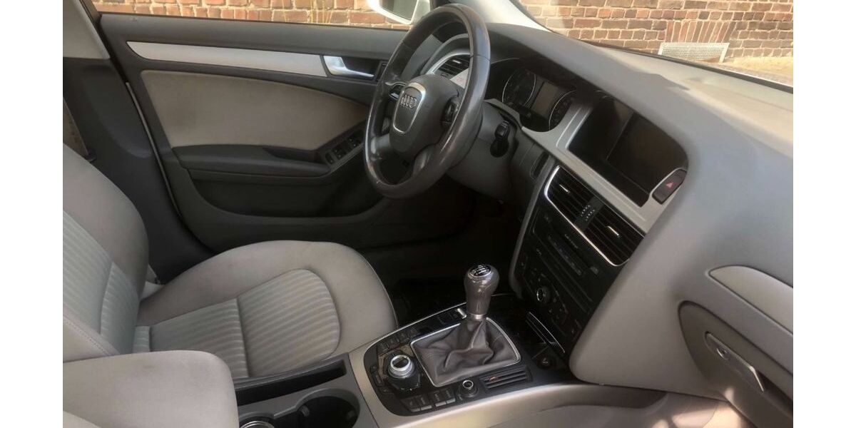 Audi A4 181.150 km 8.999 &euro; Neuss 41464