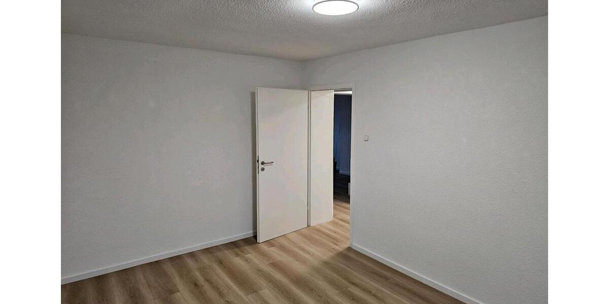 Etagenwohnung Mönchengladbach West - 2 Zimmer, 51 m&sup2;, 900&euro; | Angebot:26042771