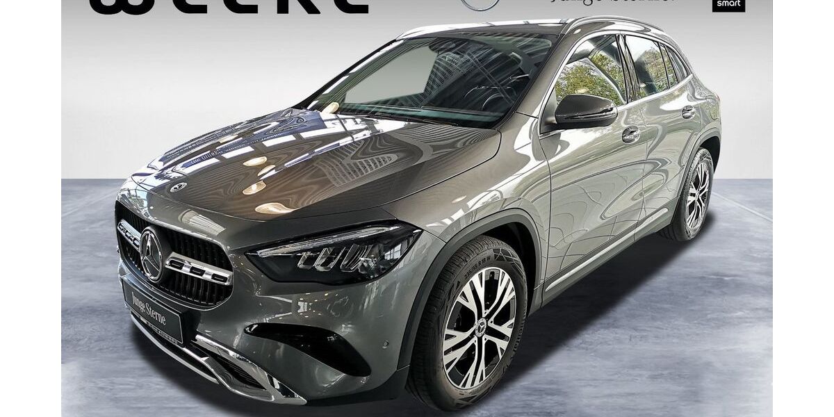 Mercedes-Benz GLA 180 9.399 km 35.969 &euro; Mönchengladbach 41238
