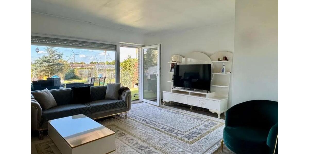 Reihenhaus Grevenbroich Neuenhausen - 8 Zimmer, 180 m&sup2;, 275.000&euro; | Angebot:26227521