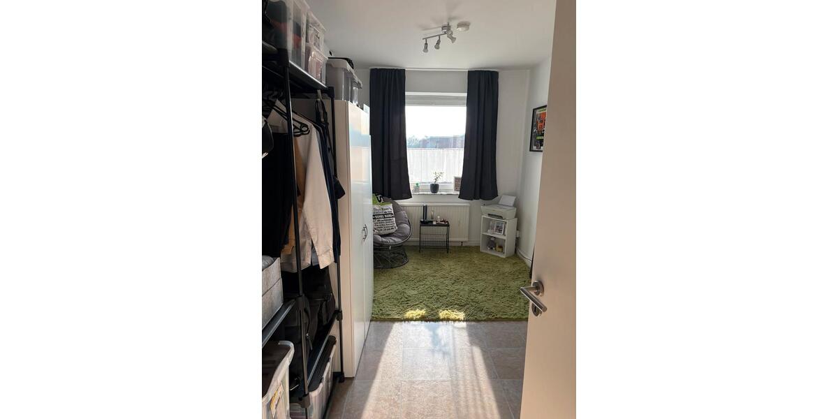 Etagenwohnung Mönchengladbach West - 4 Zimmer, 93 m&sup2;, 180.000&euro; | Angebot:26115478