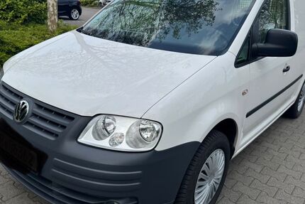 VW Caddy 104.250 km 6.700 &euro; Krefeld 47809