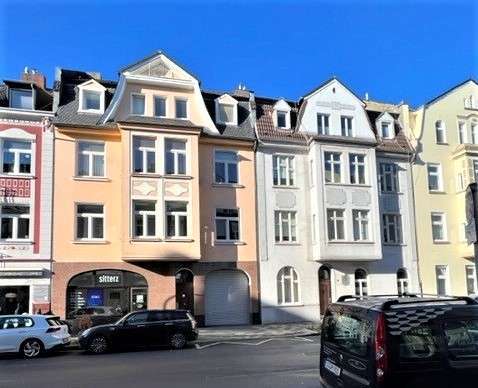 Einfamilienhaus Düsseldorf Niederkassel - 24 Zimmer, 750 m&sup2;, 3.590.000&euro; | Angebot:26235396