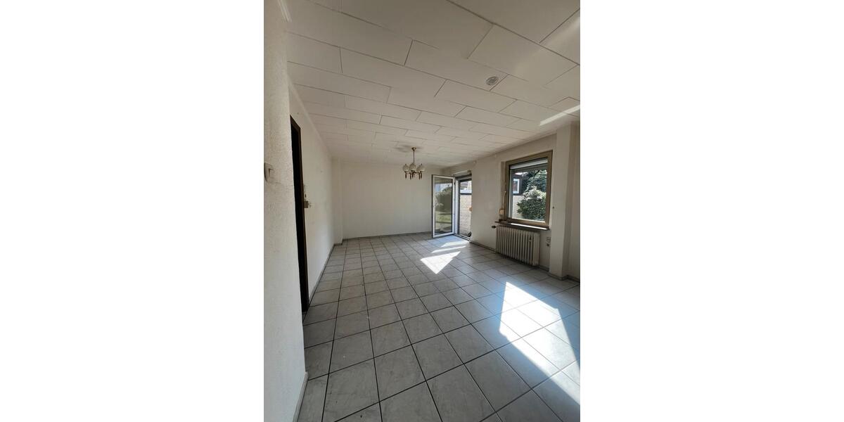 Doppelhaushälfte Mönchengladbach West - 4 Zimmer, 88 m&sup2;, 220.000&euro; | Angebot:25308802