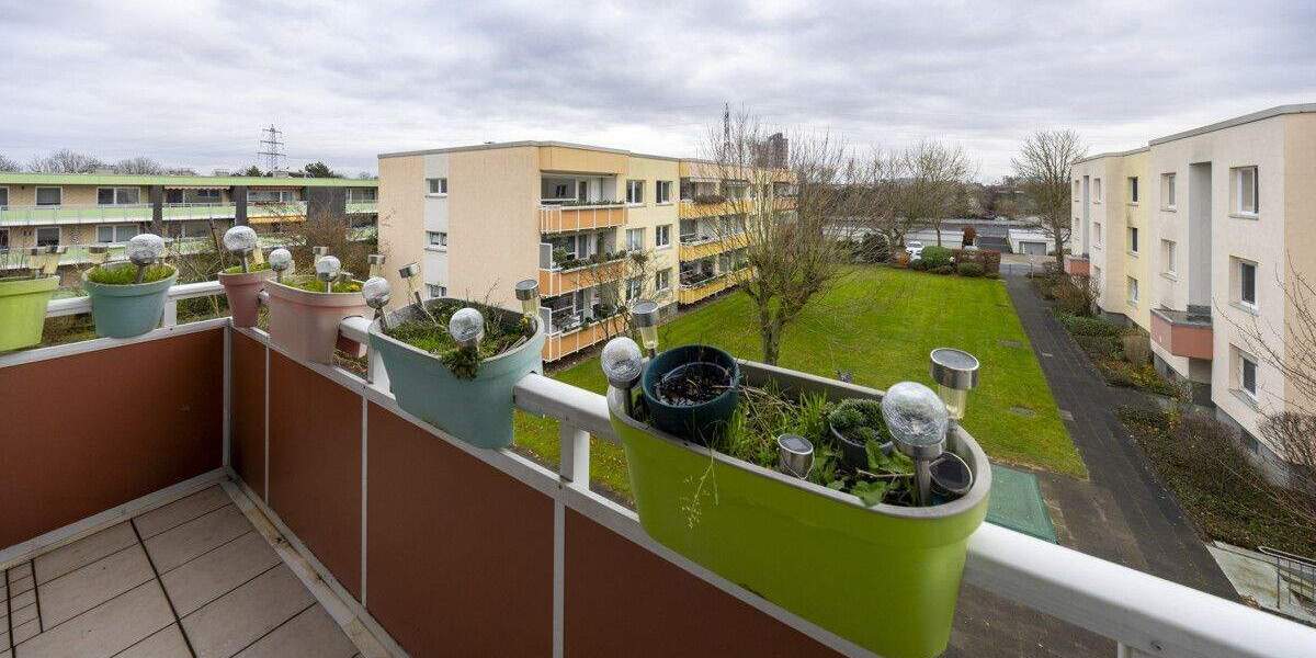 Etagenwohnung Meerbusch Büderich - 4 Zimmer, 93 m&sup2;, 340.000&euro; | Angebot:25708224