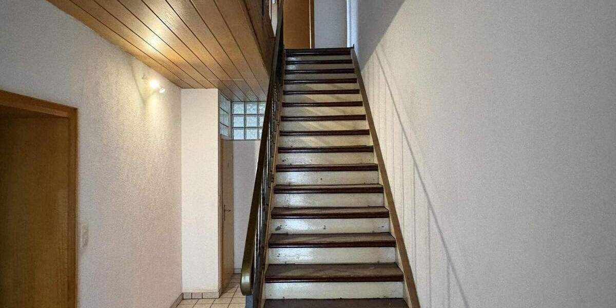 Reihenendhaus Mönchengladbach Waldhausen - 8 Zimmer, 217 m&sup2;, 349.000&euro; | Angebot:25744210