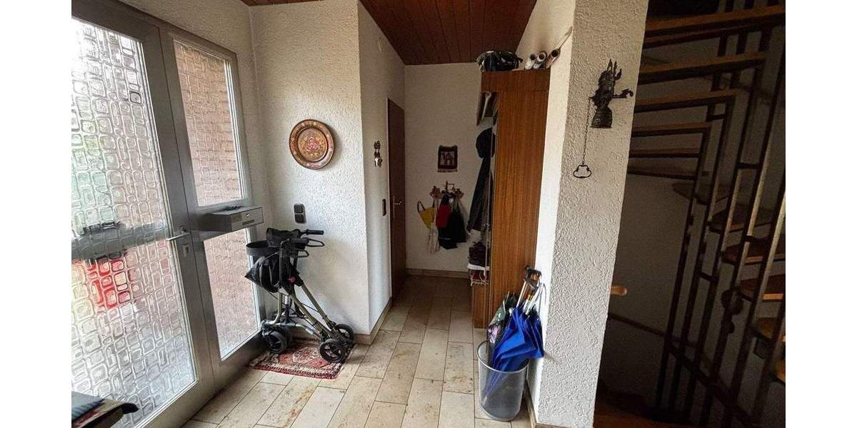 Reihenmittelhaus Krefeld Fischeln - 5 Zimmer, 120 m&sup2;, 395.000&euro; | Angebot:25820518