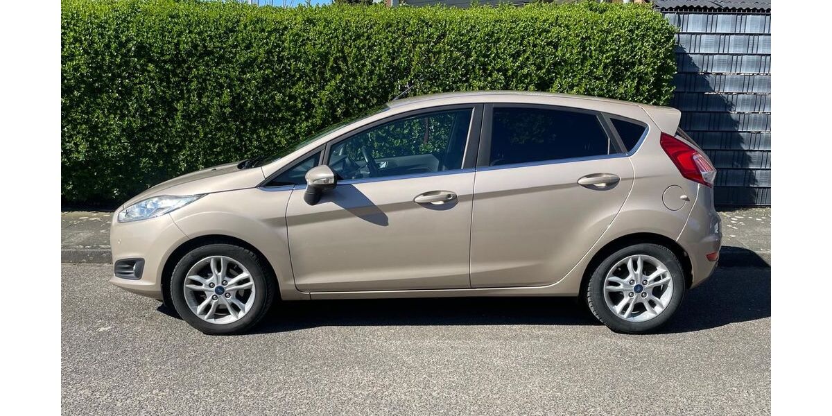 Ford Fiesta 103.500 km 7.390 &euro; Pulheim 50259