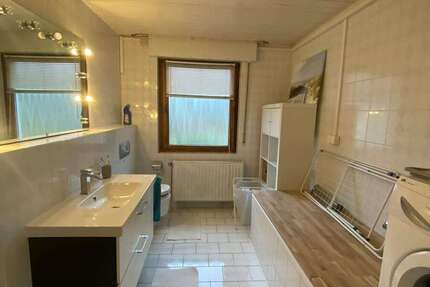 Zimmer Köln Weiß - 750&euro; | Angebot:22470866