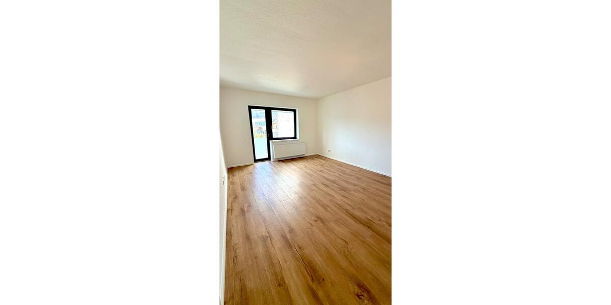 Etagenwohnung Düsseldorf Pempelfort - 3 Zimmer, 1.850 m&sup2;, 1.850&euro; | Angebot:26262958