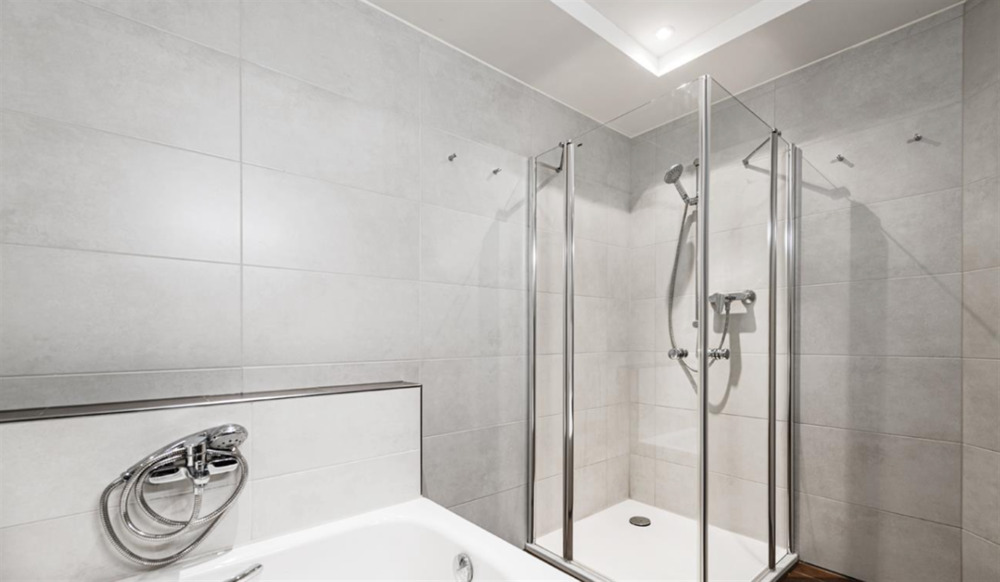 Etagenwohnung Düsseldorf Bilk - 2 Zimmer, 67 m&sup2;, 550.000&euro; | Angebot:25682663