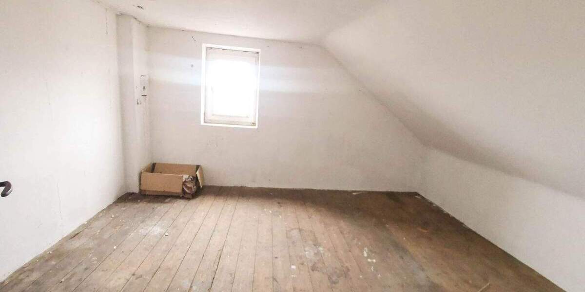 Bauernhaus, Landhaus Hückelhoven - 8 Zimmer, 304 m&sup2;, 667.000&euro; | Angebot:25680500