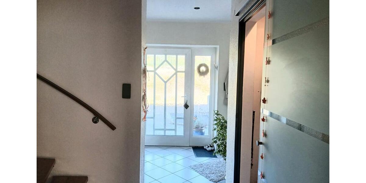 Reihenhaus Hückelhoven - 4 Zimmer, 168 m&sup2;, 368.000&euro; | Angebot:26096905