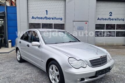 Mercedes-Benz C 180 92.260 km 4.999 &euro; Düsseldorf 40589
