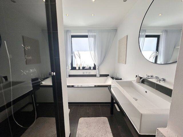 Einfamilienhaus Mönchengladbach Mülfort - 5 Zimmer, 204 m&sup2;, 679.000&euro; | Angebot:26018034