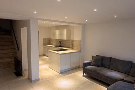 Haus Krefeld Gellep-Stratum - 4 Zimmer, 110 m&sup2;, 359.000&euro; | Angebot:24374253