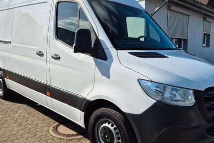 Mercedes-Benz Sprinter 141.000 km 26.500 &euro; Düsseldorf 40591