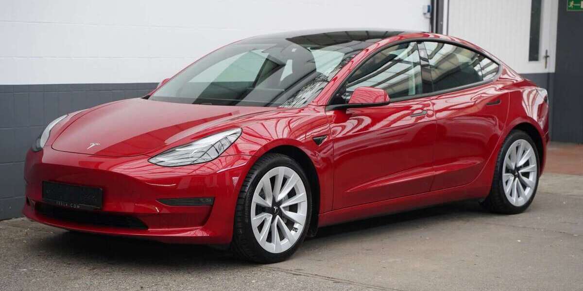 Tesla Model 3 49.867 km 29.550 &euro; Mönchengladbach 41236