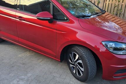 VW Touran 36.853 km 23.900 &euro; Meerbusch 40668