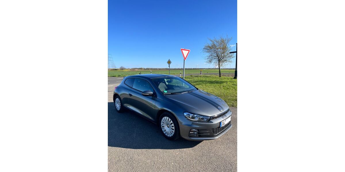VW Scirocco 91.500 km 13.490 &euro; Jülich 52428