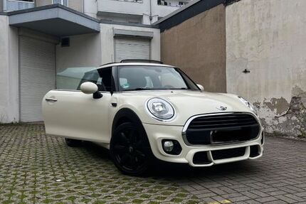 Mini ONE 65.000 km 12.450 &euro; düsseldorf 40591