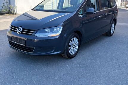 VW Sharan 227.000 km 8.300 &euro; Düsseldorf 40589