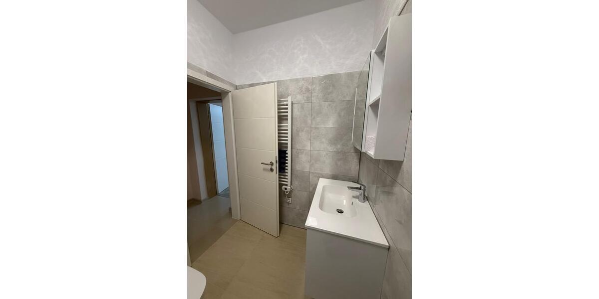 Dachgeschoßwohnung Wegberg - 2 Zimmer, 54 m&sup2;, 380&euro; | Angebot:26039371