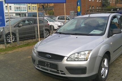Ford Focus 192.875 km 2.950 &euro; Leverkusen 51377
