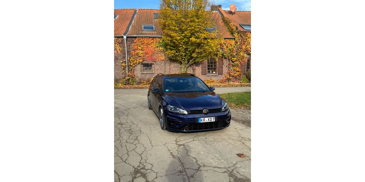 VW Golf 69.733 km 28.499 &euro; Tönisvorst 47918
