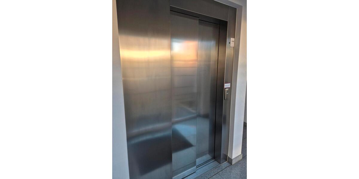 Erdgeschoßwohnung Mönchengladbach Süd - 3 Zimmer, 1.300&euro; | Angebot:23538029